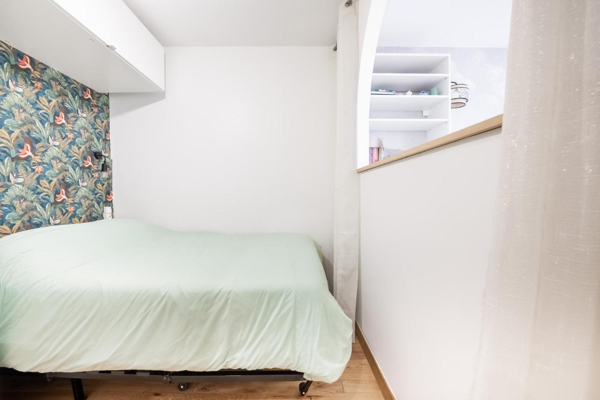 Paris: 2P refait à neuf et idéalement desservi Exterior foto